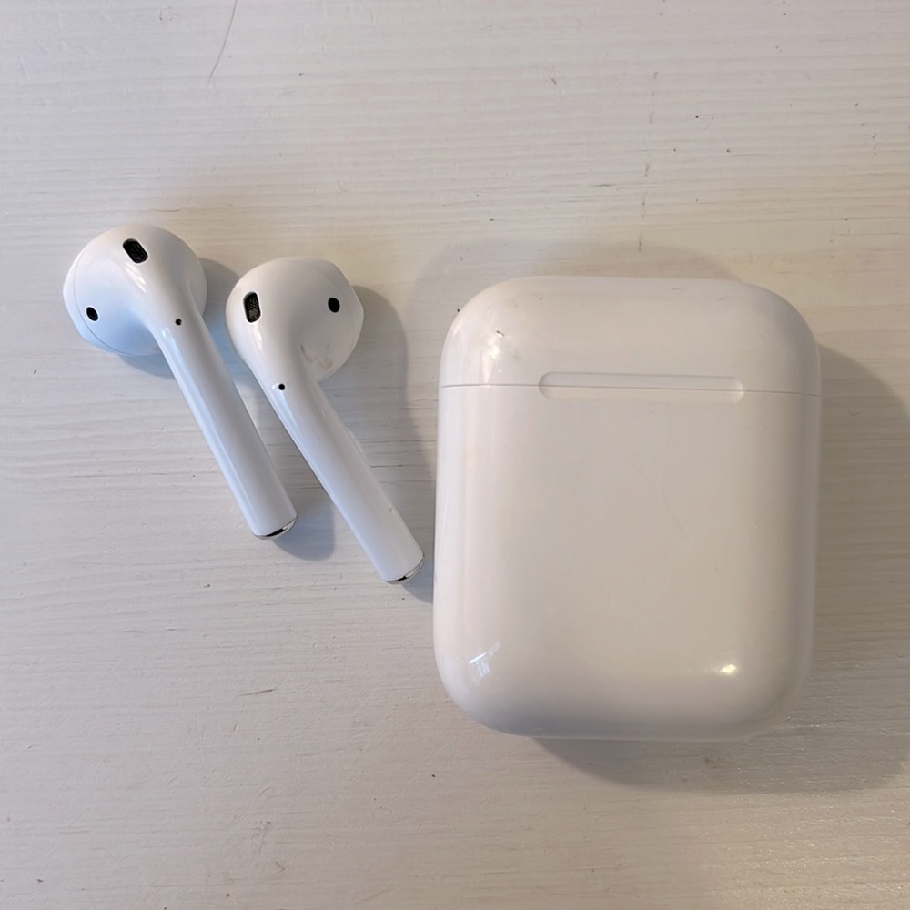 2nd Gen AirPods